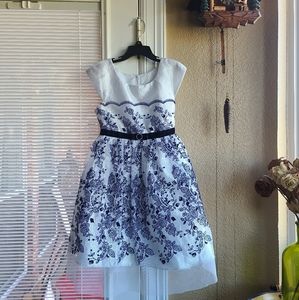 NWOT girls dress